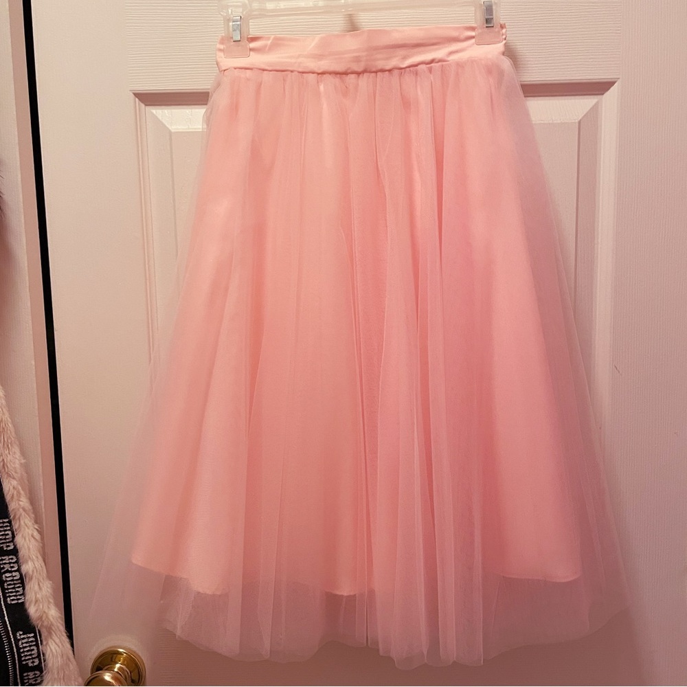 Space 46 Boutique Pink Tulle Skirt M/L